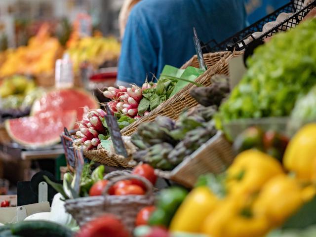 Menton Marche Des Halles Alimentaire