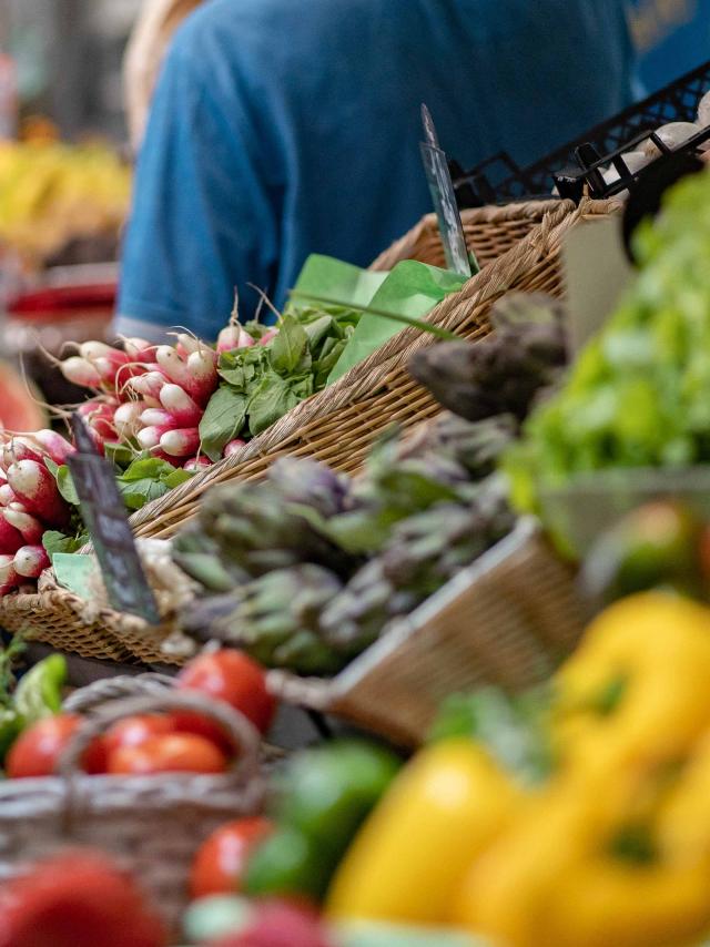 Menton Marche Des Halles Alimentaire