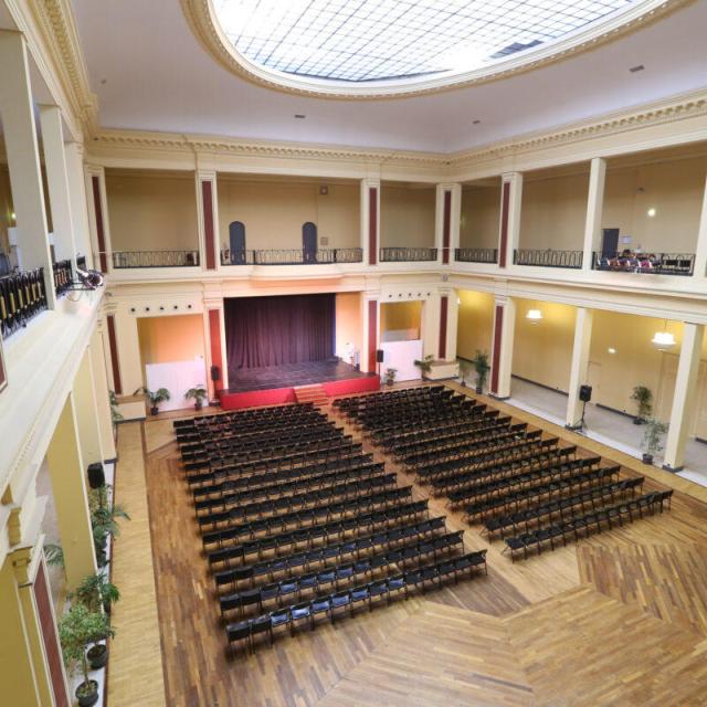 Forum de France au Palais de l'Europe à Menton