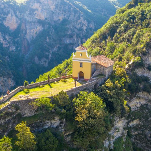 Notre Dame De La Menour Moulinet5