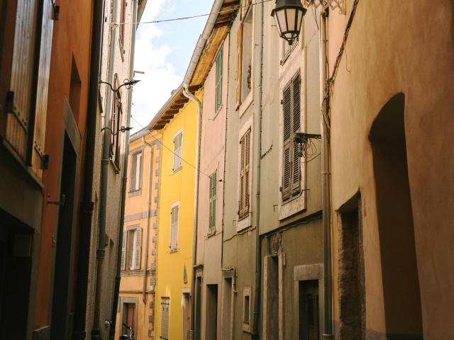 Ruelle, Village La Brigue