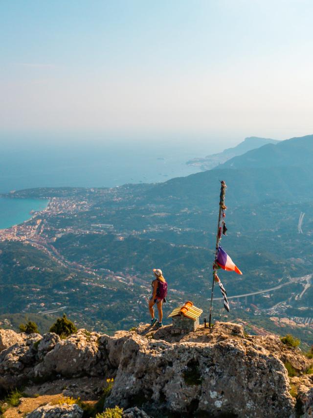 Randonnee Sur Les Hauteurs De Castellar