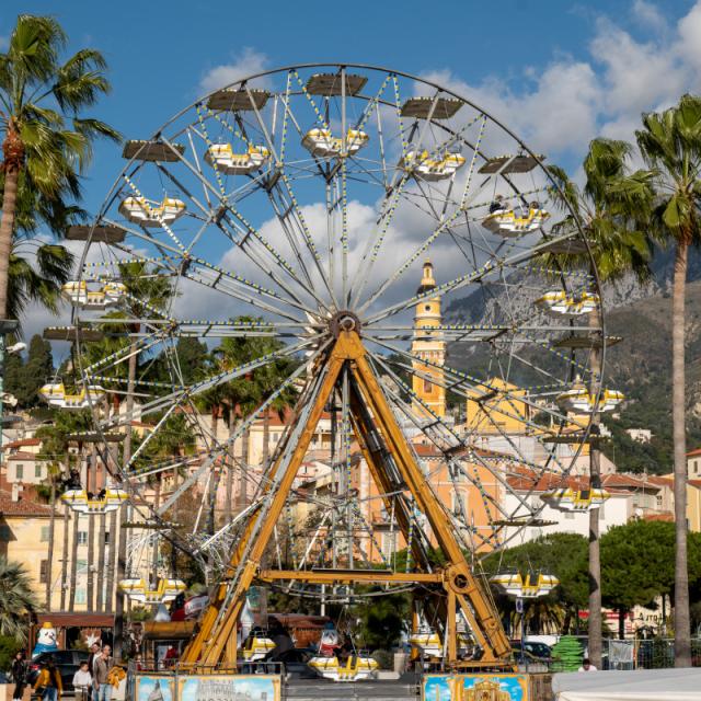 Noel a menton roue. credit ville de menton