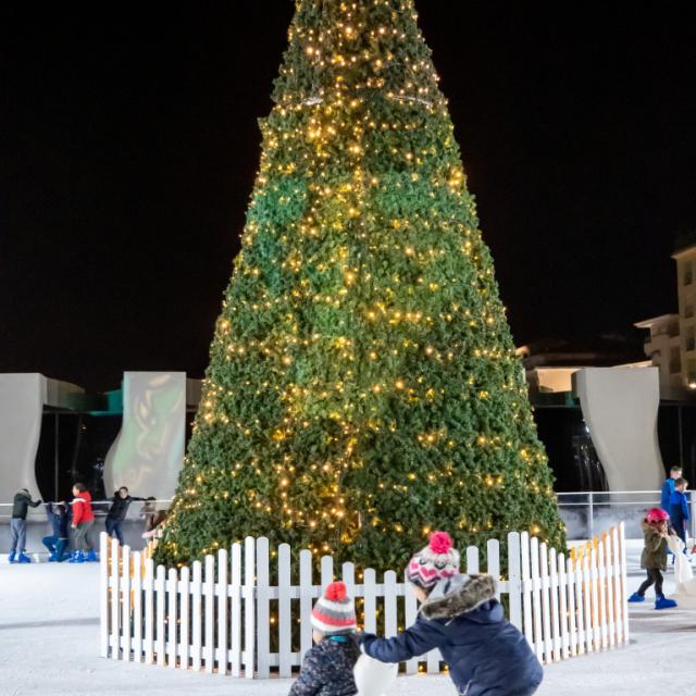 Noel A Menton Patinoire Credit Ville De Menton 1.jpg 1