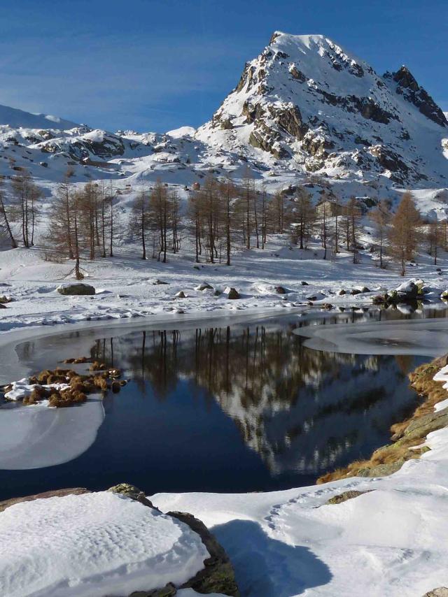 Le lac Long Inférieur aux Merveilles en hiver